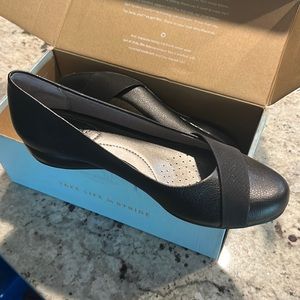 Black Life Stride flats worn once.